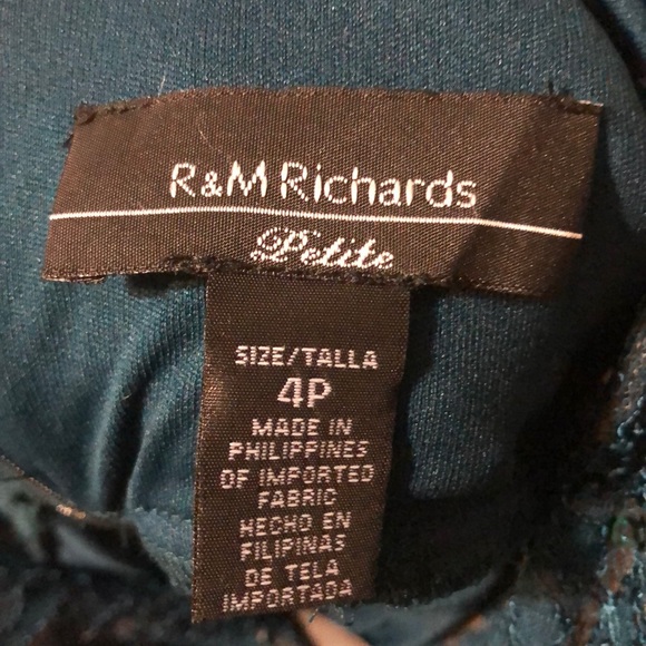 Dark green formal/prom/evening gown - Picture 4 of 4